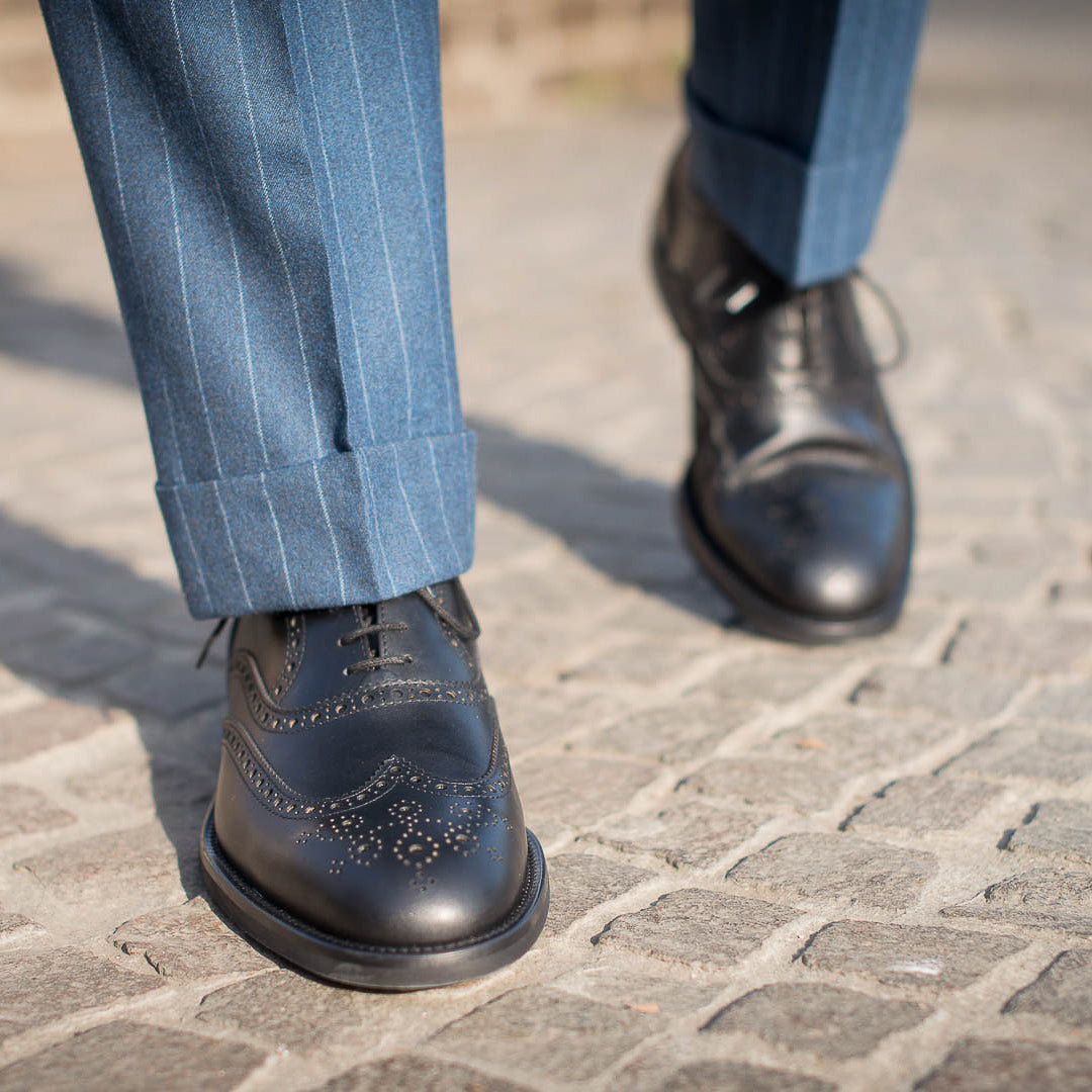 Cuir D'étrier Fairfax En Peau De Veau Noir - Taille 64, Neuf Avec Défauts Mineurs Possible